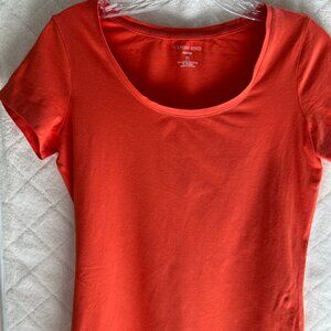 Lands End Shaped tee shirt - size XS